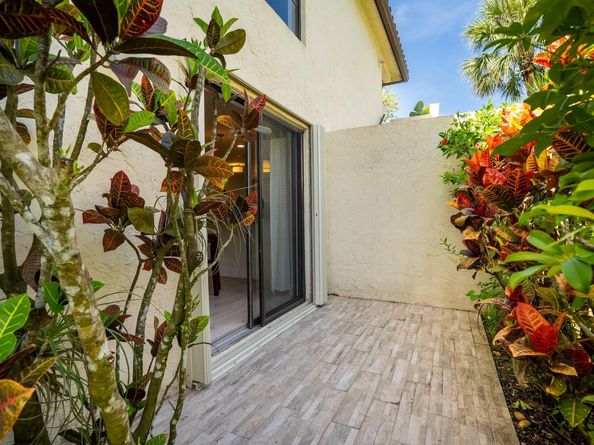 21668 Arriba Real 43A, Boca Raton FL 33433