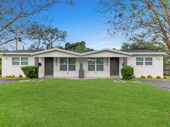 823-825 NW 30th Court 12, Wilton Manors FL 33311