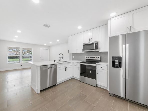 823-825 NW 30th Court 12, Wilton Manors FL 33311