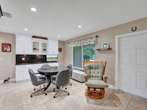 4721 SW 72nd Ave, Davie FL 33314