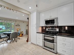 4721 SW 72nd Ave, Davie FL 33314