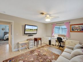 4721 SW 72nd Ave, Davie FL 33314