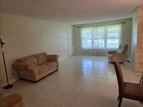 7205 W Oakridge Circle, Lake Worth FL 33462