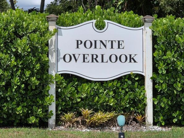 7205 W Oakridge Circle, Lake Worth FL 33462