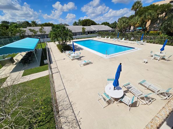 5340 NW 2nd Avenue 323, Boca Raton FL 33487