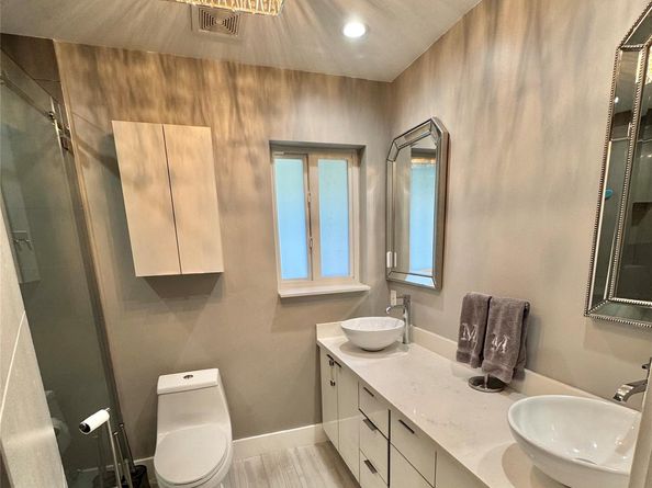 14231 Lake Candlewood Ct, Miami Lakes FL 33014