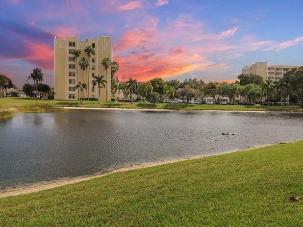 7270 Ashford Place 106, Delray Beach FL 33446