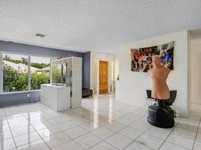 2554 SW 23rd Cranbrook Drive, Boynton Beach FL 33436