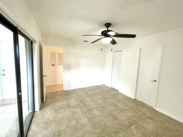 1020 Manor Drive 1C, Palm Springs FL 33461