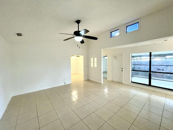 1020 Manor Drive 1C, Palm Springs FL 33461