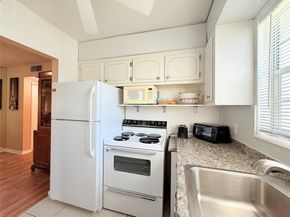 204 Oakridge M 204, Deerfield Beach FL 33442