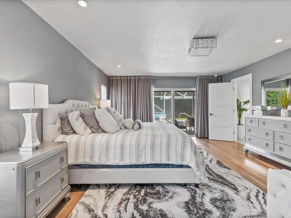 10082 Harbourtown Ct, Boca Raton FL 33498