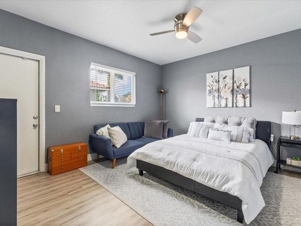 10082 Harbourtown Ct, Boca Raton FL 33498