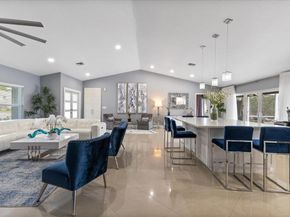10082 Harbourtown Ct, Boca Raton FL 33498
