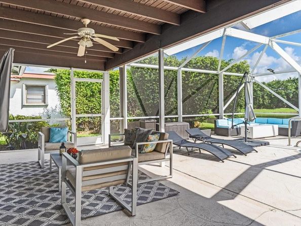 10082 Harbourtown Ct, Boca Raton FL 33498