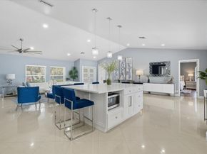 10082 Harbourtown Ct, Boca Raton FL 33498