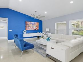 10082 Harbourtown Ct, Boca Raton FL 33498