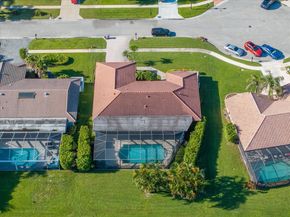 10082 Harbourtown Ct, Boca Raton FL 33498