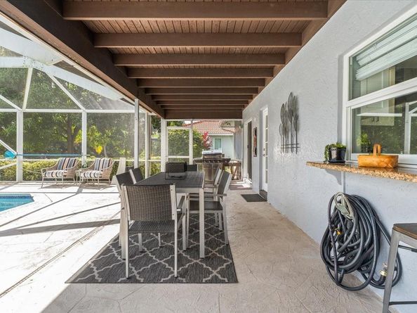 10082 Harbourtown Ct, Boca Raton FL 33498