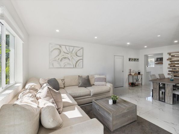 8321 SW 46th St, Miami FL 33155