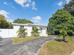 8321 SW 46th St, Miami FL 33155