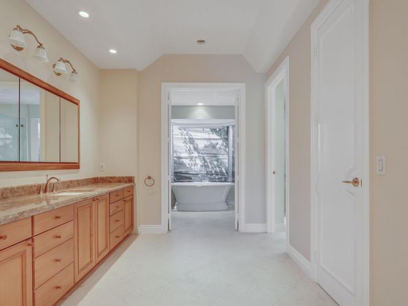 3139 Miro Drive S, Palm Beach Gardens FL 33410