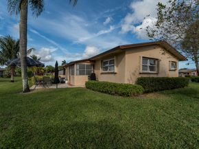2955 W Crosley Drive J, West Palm Beach FL 33415