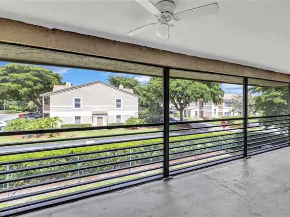 2830 Riverside Dr 201C, Coral Springs FL 33065