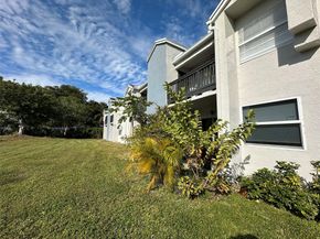 11360 SW 3rd ST 11360, Pembroke Pines FL 33025