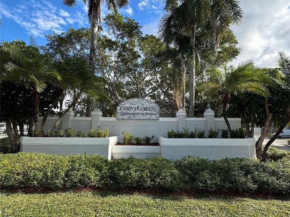 11360 SW 3rd ST 11360, Pembroke Pines FL 33025