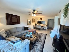 11360 SW 3rd ST 11360, Pembroke Pines FL 33025