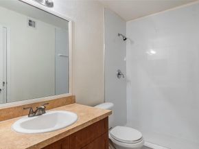 875 Riverside Drive 717, Coral Springs FL 33071