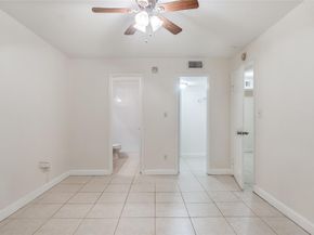 875 Riverside Drive 717, Coral Springs FL 33071