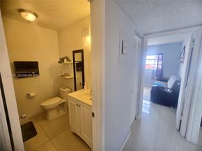 5300 Washington Street U403, Hollywood FL 33021