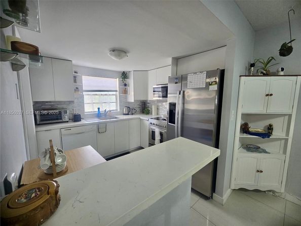 5300 Washington Street U403, Hollywood FL 33021