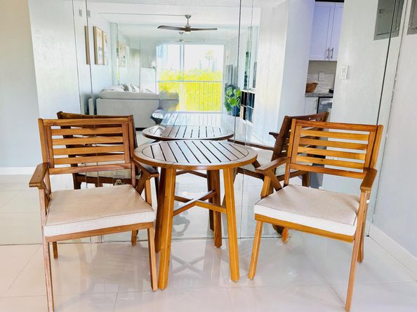 4164 Inverrary Drive 404, Lauderhill FL 33319