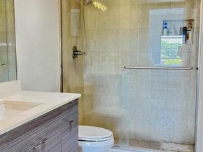 4164 Inverrary Drive 404, Lauderhill FL 33319