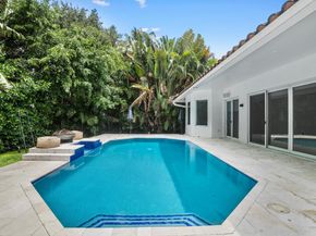 910 Parkside Circle N, Boca Raton FL 33486