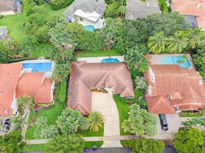 910 Parkside Circle N, Boca Raton FL 33486