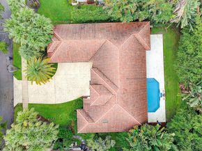 910 Parkside Circle N, Boca Raton FL 33486