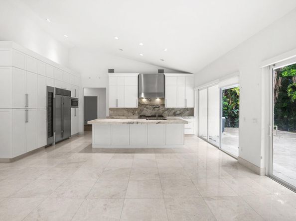 910 Parkside Circle N, Boca Raton FL 33486