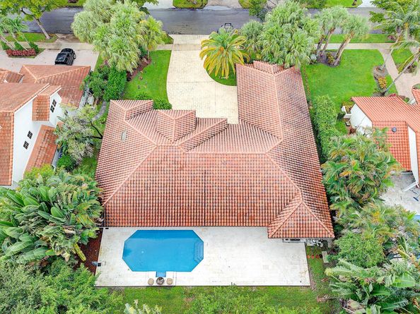 910 Parkside Circle N, Boca Raton FL 33486