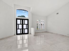 910 Parkside Circle N, Boca Raton FL 33486