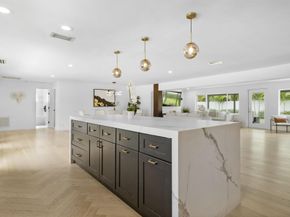 2862 NE 35th Court, Lighthouse Point FL 33064