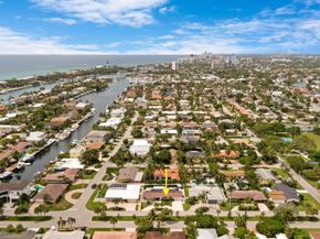 2862 NE 35th Court, Lighthouse Point FL 33064