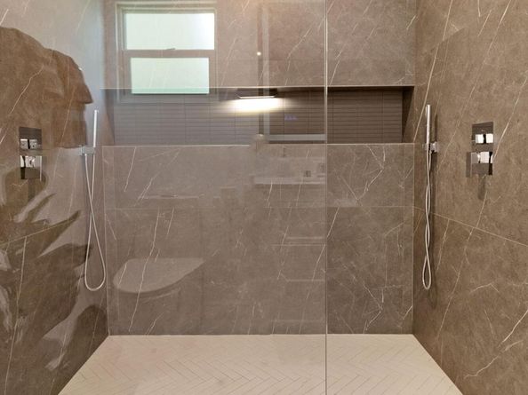 2862 NE 35th Court, Lighthouse Point FL 33064