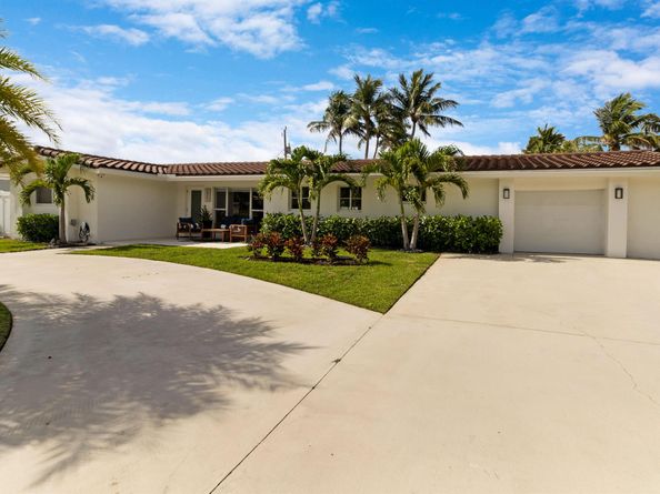 2862 NE 35th Court, Lighthouse Point FL 33064