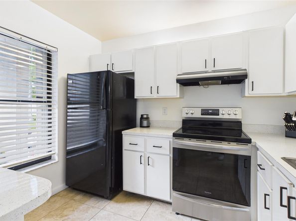 9809 NW 3rd Ct 8, Fort Lauderdale FL 33324