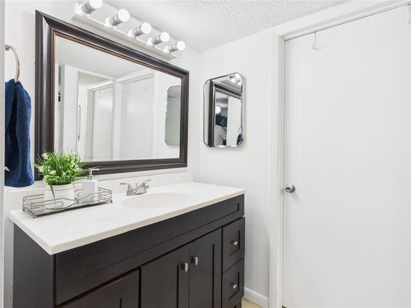 9809 NW 3rd Ct 8, Fort Lauderdale FL 33324