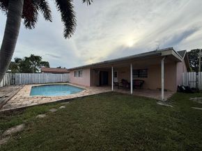 4290 NW 120th Way, Sunrise FL 33323